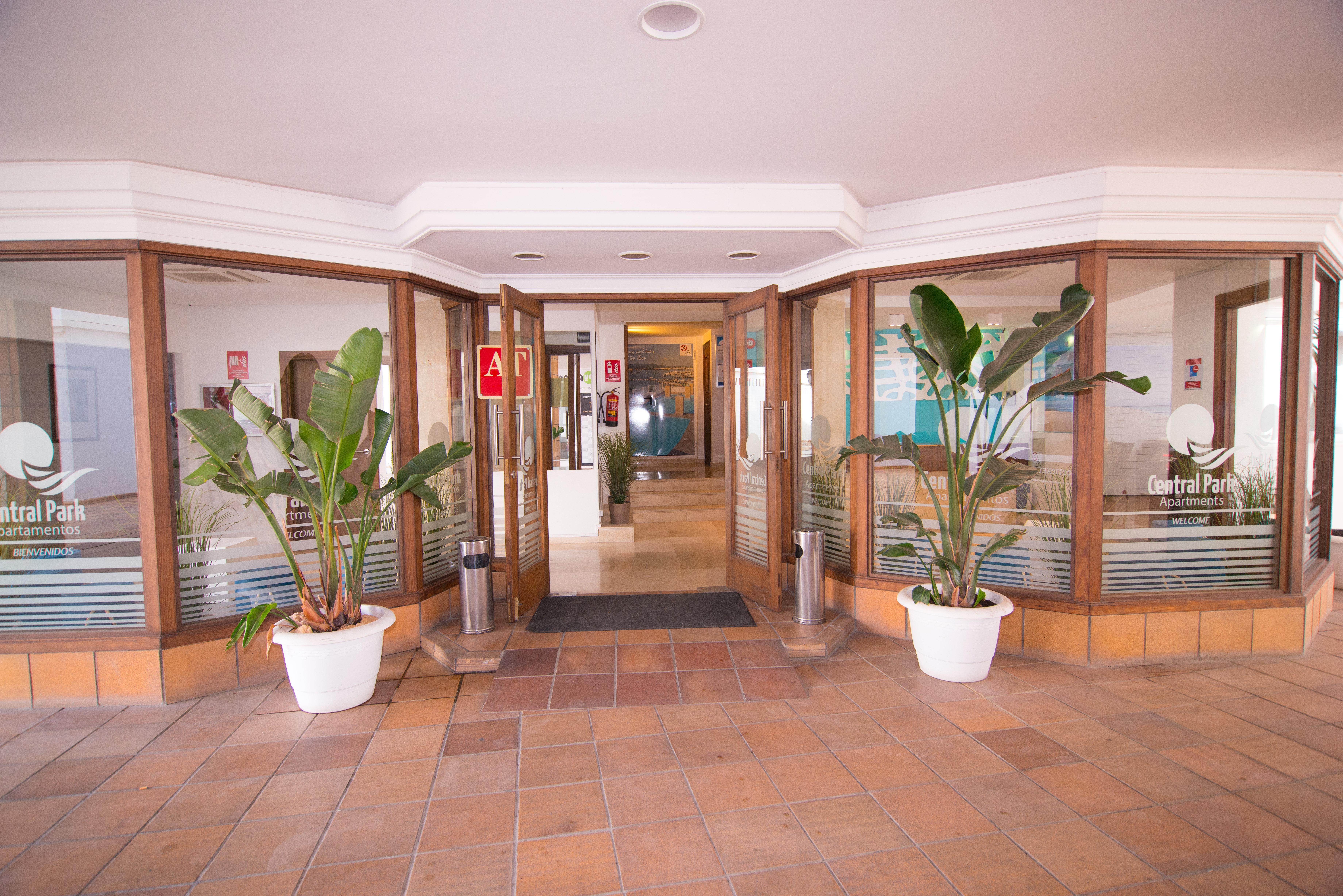 Sunside Ibiza Studios - Only Adults- Formerly Known As Central Park 샌안토니오 외부 사진