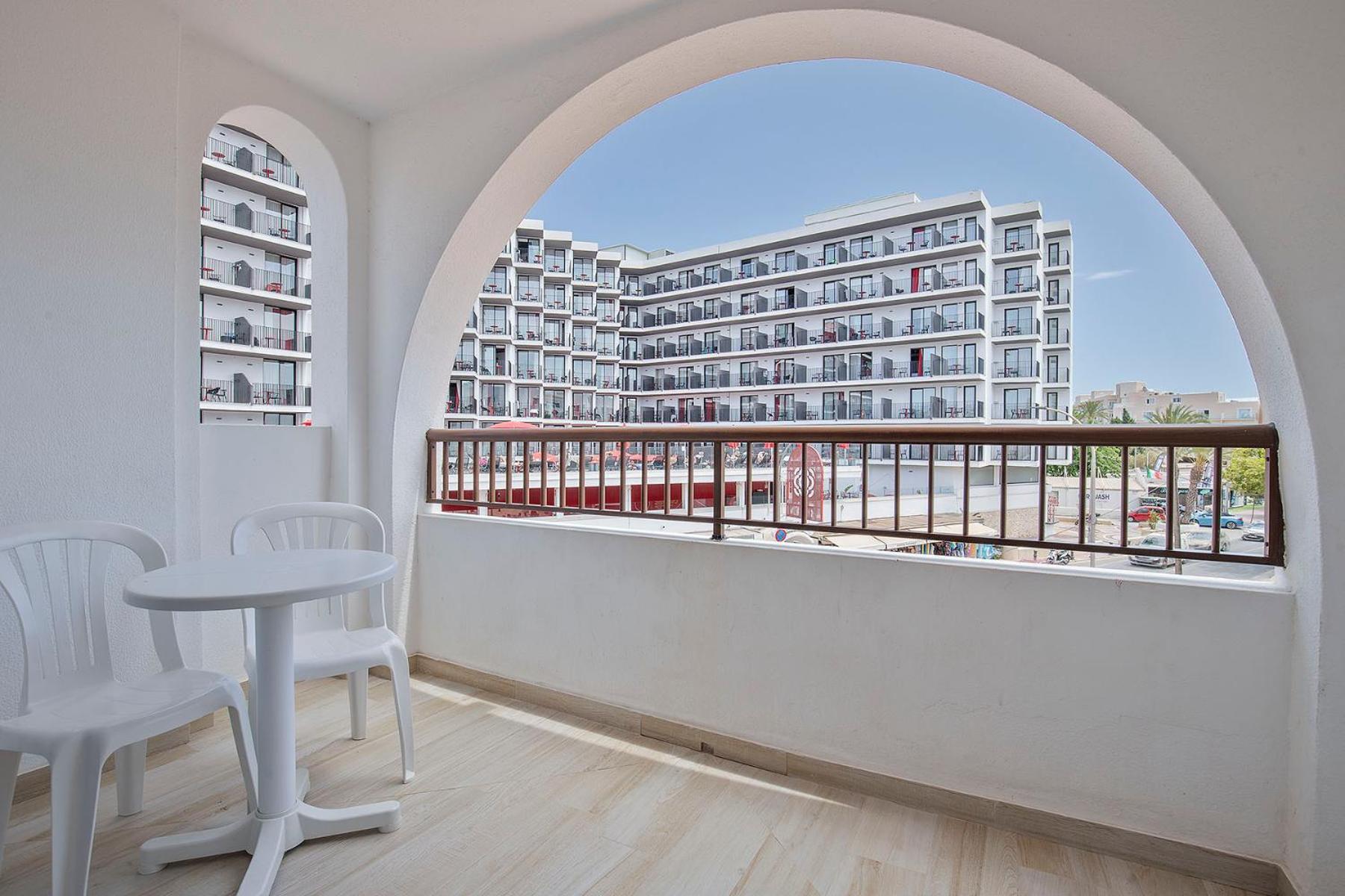 Sunside Ibiza Studios - Only Adults- Formerly Known As Central Park 샌안토니오 외부 사진