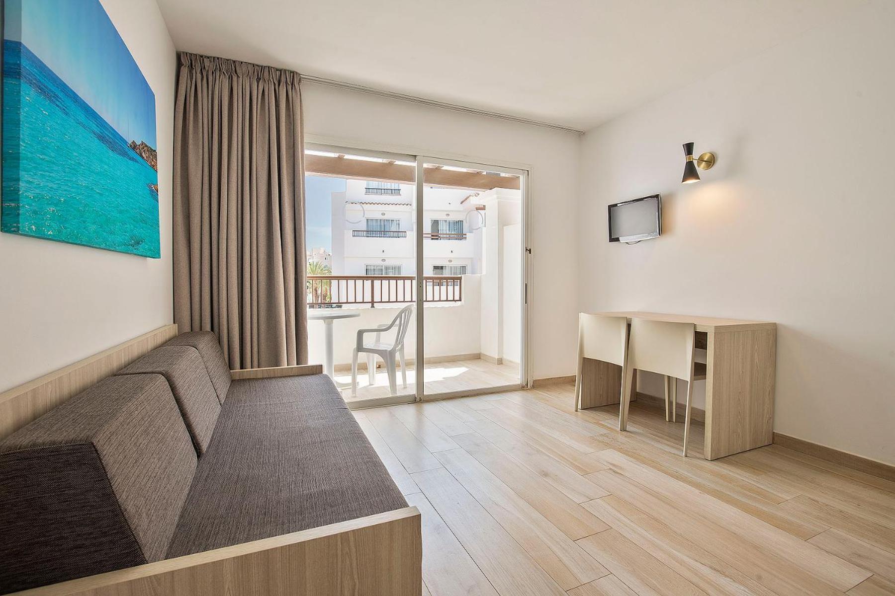 Sunside Ibiza Studios - Only Adults- Formerly Known As Central Park 샌안토니오 외부 사진