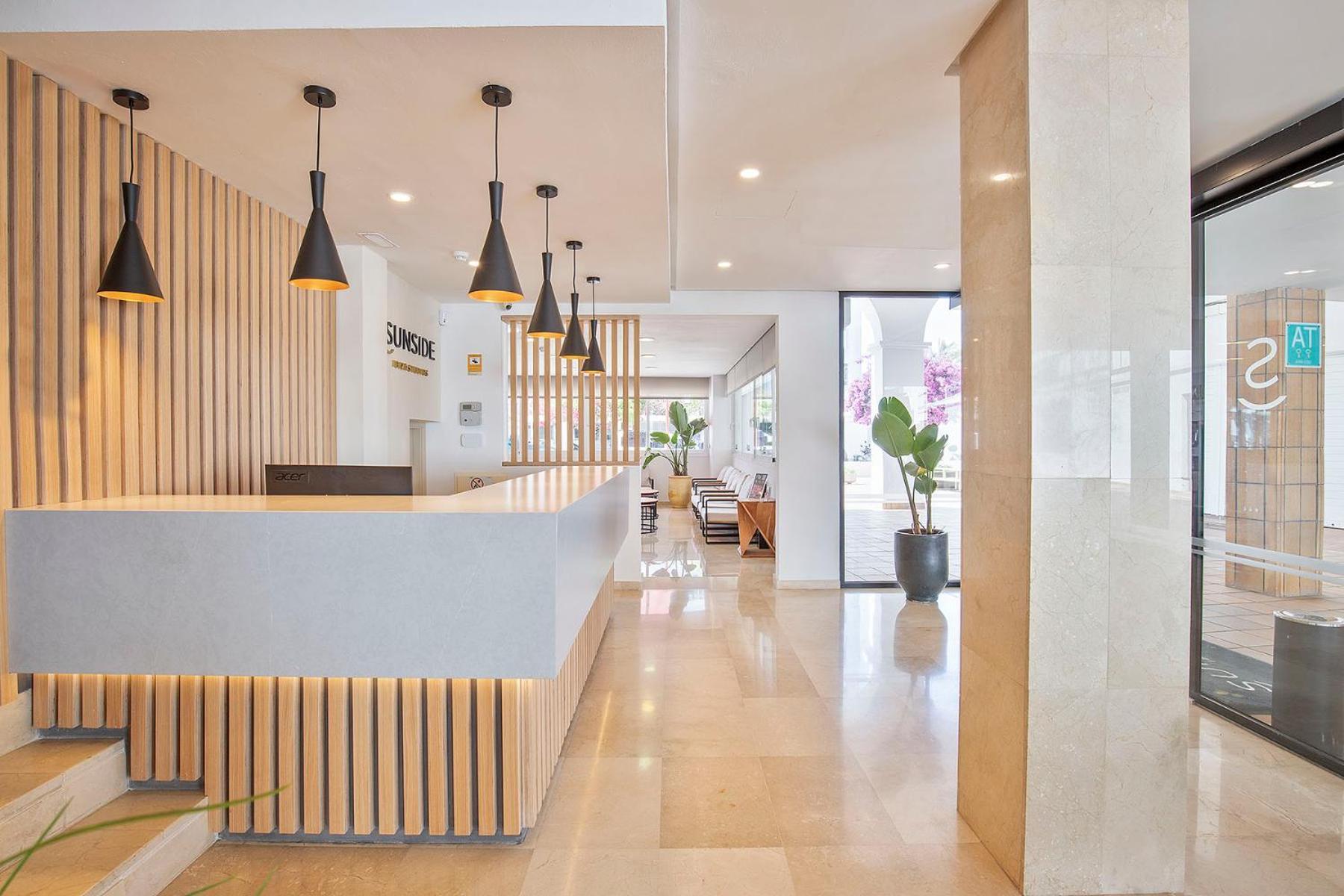 Sunside Ibiza Studios - Only Adults- Formerly Known As Central Park 샌안토니오 외부 사진