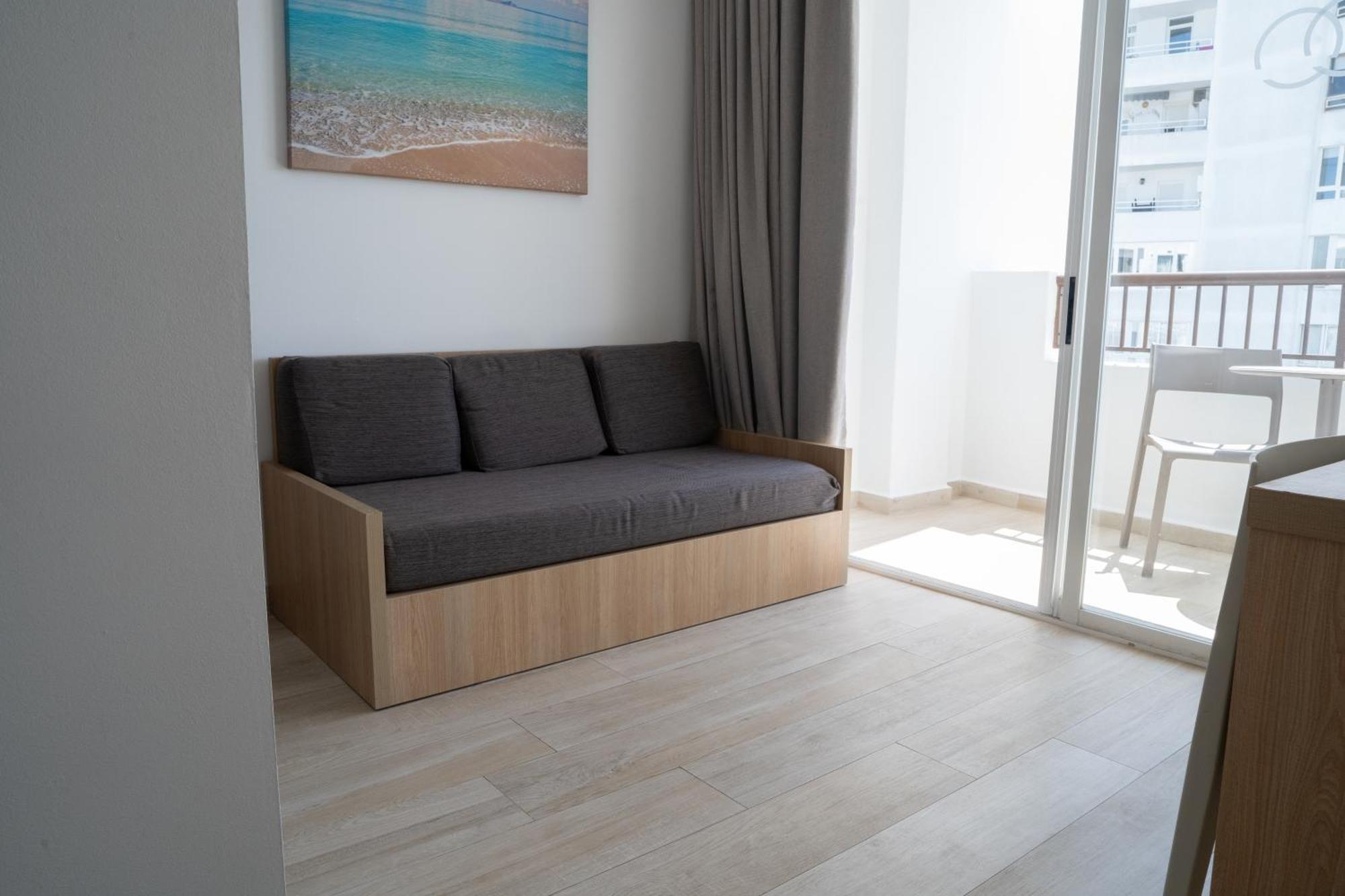 Sunside Ibiza Studios - Only Adults- Formerly Known As Central Park 샌안토니오 외부 사진